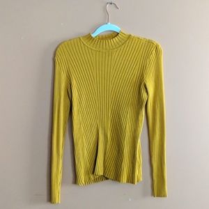 Mustard yellow sweater H&M sz M Ribbed stretchy